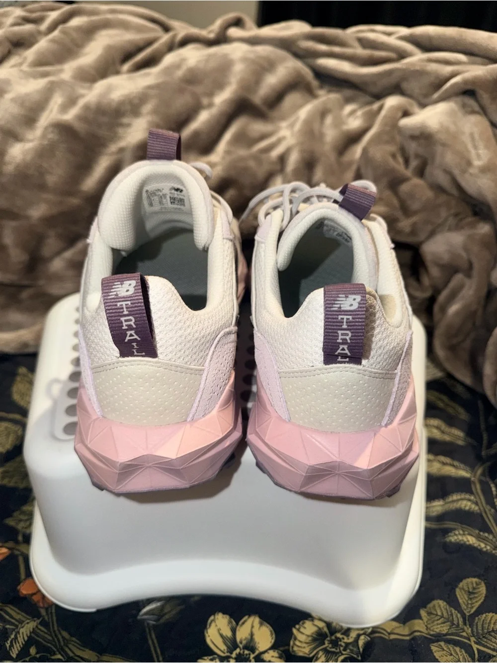 New Balance Women's/Men’s Grey Matter/Reflection/Dark Ice Wine Tektrel